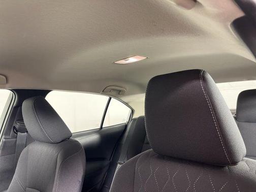 01f7 2025 Toyota Corolla LE