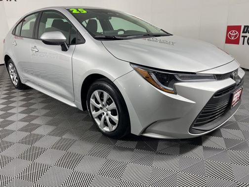 01f7 2025 Toyota Corolla LE