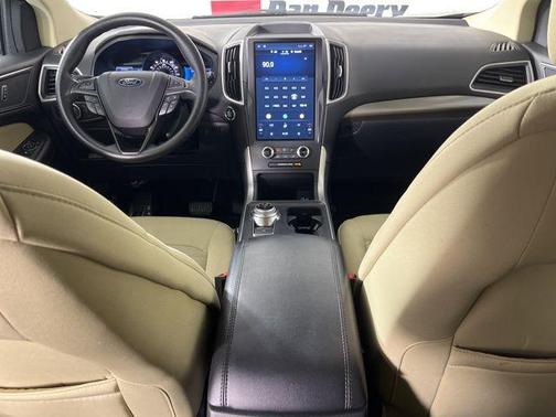 2024 Ford Edge SE