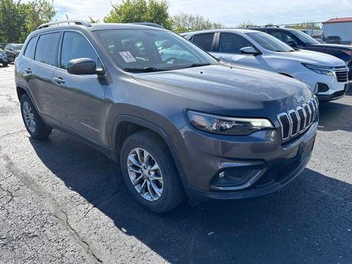 Granite Crystal Metallic Clearcoat 2019 Jeep Cherokee Latitude Plus