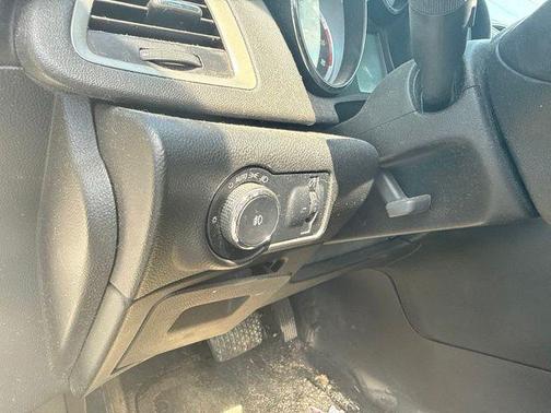 White Diamond Tricoat 2012 Buick Verano Leather