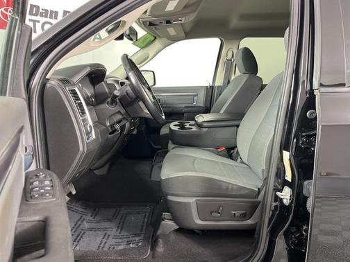 2022 RAM 1500 Classic SLT