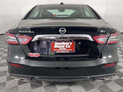 Super Black 2023 Nissan Maxima SL