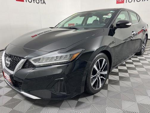 Super Black 2023 Nissan Maxima SL