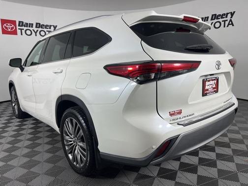 2021 Toyota Highlander Platinum