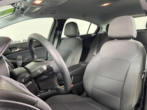 2019 Chevrolet Cruze LS