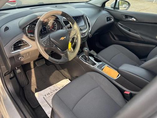 2019 Chevrolet Cruze LS