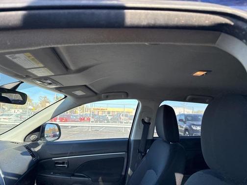 2011 Mitsubishi Outlander Sport SE