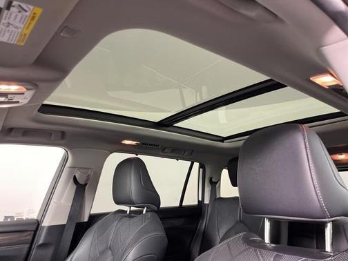 2020 Toyota Highlander Platinum