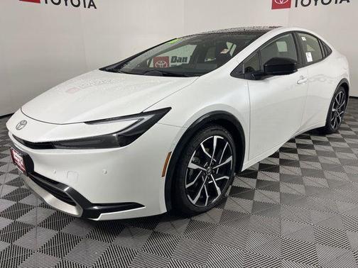 Wind Chill Pearl 2026 Toyota Prius Plug-In Hybrid XSE Premium