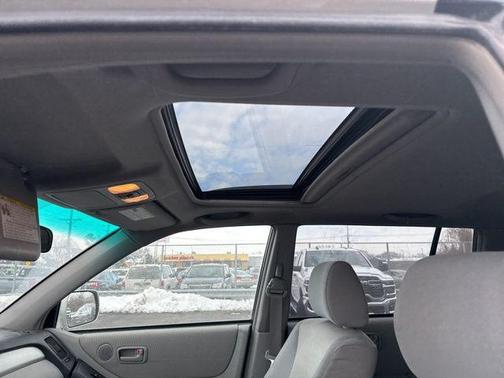 2006 Toyota Highlander Base