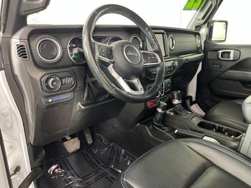 Bright White Clearcoat 2022 Jeep Wrangler Unlimited 4xe Rubicon