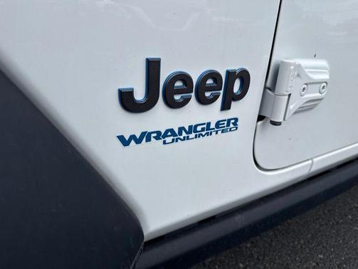 Bright White Clearcoat 2022 Jeep Wrangler Unlimited 4xe Rubicon