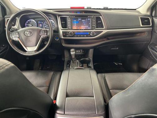 Shoreline Blue Pearl 2017 Toyota Highlander Limited