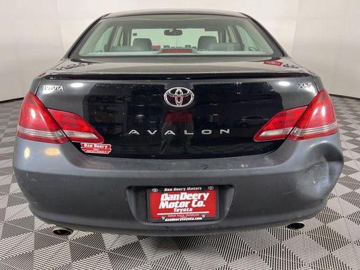 Black 2008 Toyota Avalon XLS