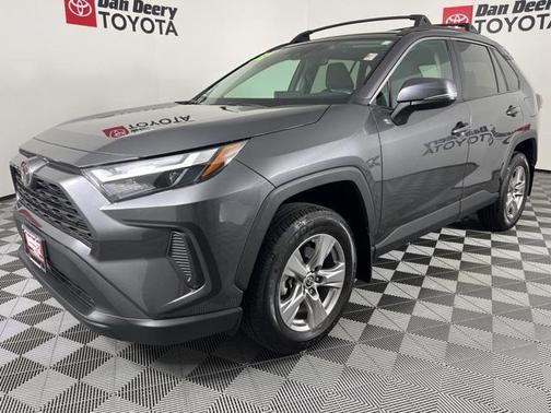 2022 Toyota RAV4 XLE