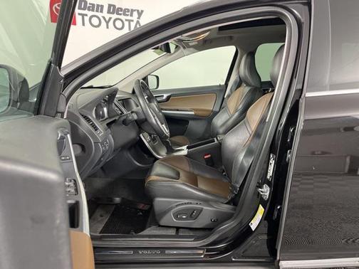 2017 Volvo XC60 T5 Dynamic