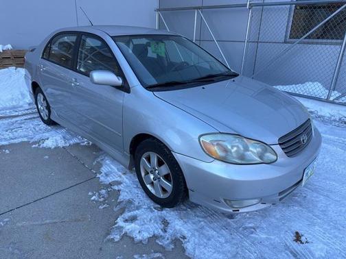 2004 Toyota Corolla S