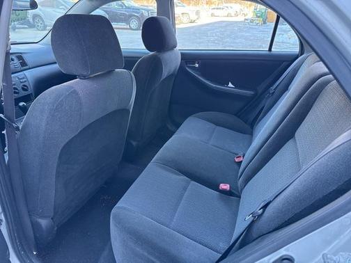 2004 Toyota Corolla S