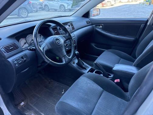 2004 Toyota Corolla S