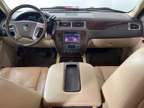 2010 GMC Yukon XL Denali