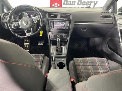 2015 Volkswagen Golf GTI 2.0T S 4-Door