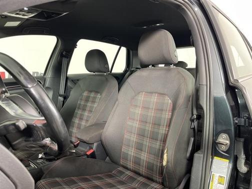 2015 Volkswagen Golf GTI S