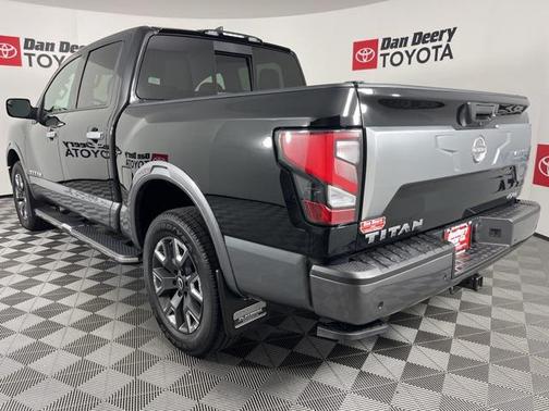 2024 Nissan Titan Platinum Reserve