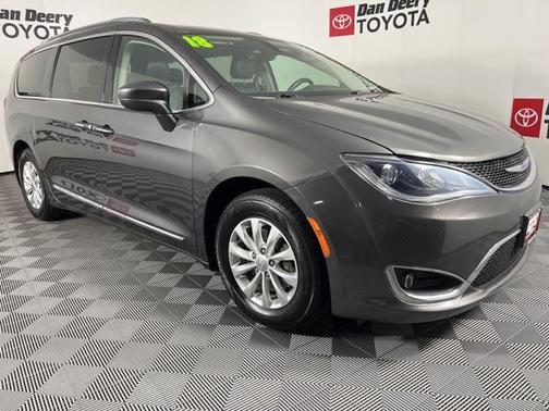 2018 Chrysler Pacifica Touring-L