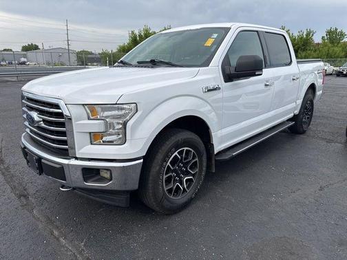 Oxford White 2017 Ford F-150 XLT