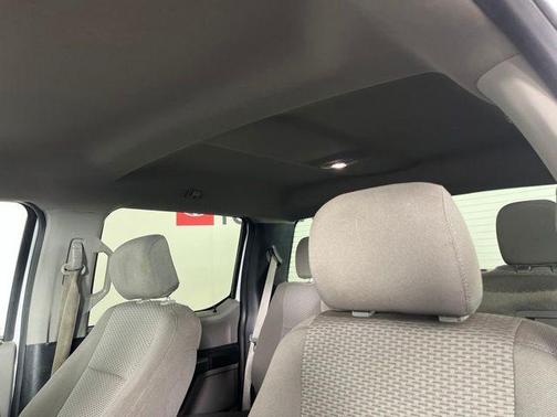 Oxford White 2017 Ford F-150 XLT