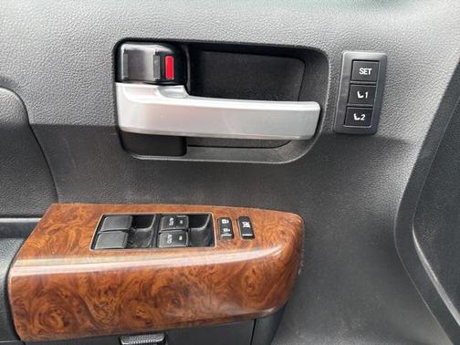 2012 Toyota Tundra Limited