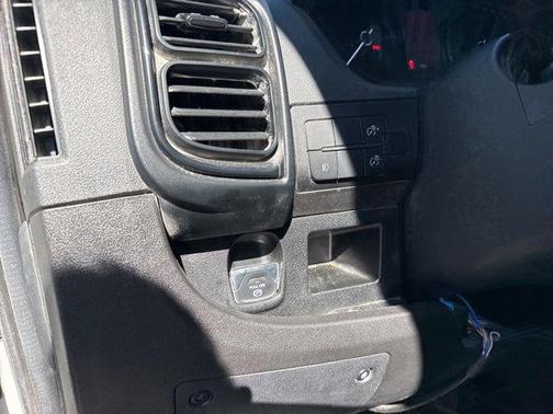 Bright White Clearcoat 2024 RAM ProMaster 2500 Tradesman