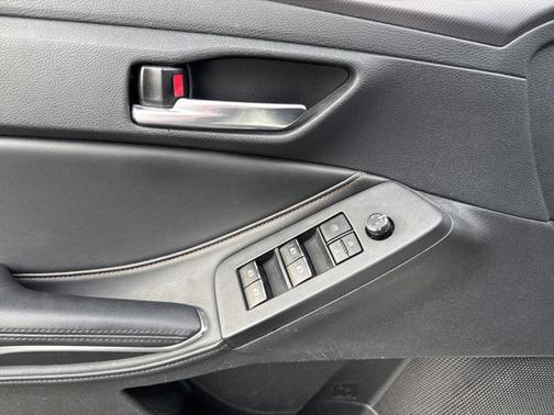 2022 Toyota Avalon Hybrid XSE