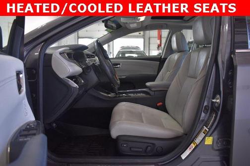 Magnetic Gray Metallic 2013 Toyota Avalon Limited