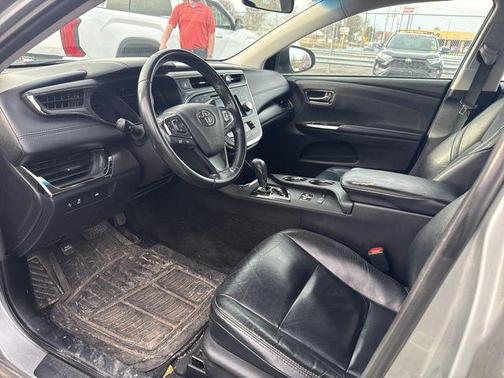 2017 Toyota Avalon XLE