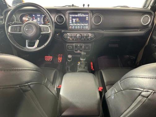 Gator Clearcoat 2020 Jeep Gladiator Overland