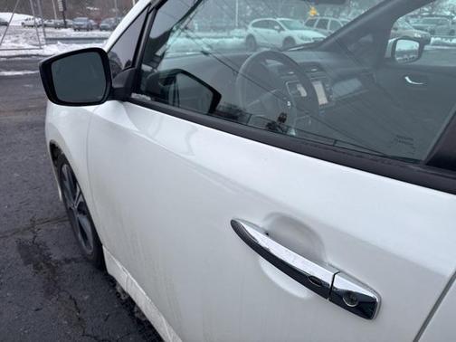 2022 Nissan Leaf SV 40 kWh