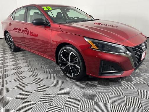 2023 Nissan Altima SR Intelligent AWD