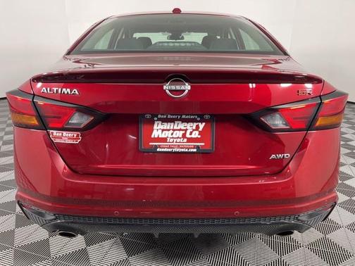 2023 Nissan Altima SR Intelligent AWD