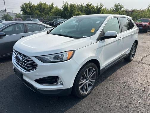 2021 Ford Edge Titanium