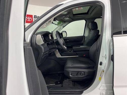 2023 Toyota Sequoia SR5