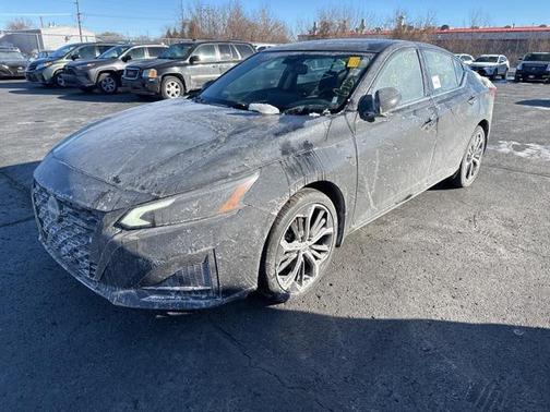 2023 Nissan Altima SR Intelligent AWD