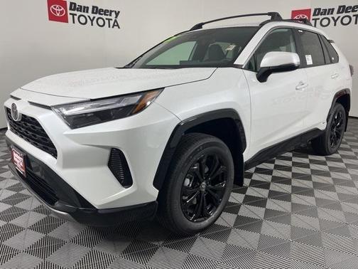 2025 Toyota RAV4 Hybrid SE