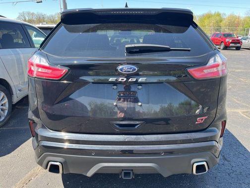 Agate Black Metallic 2024 Ford Edge ST