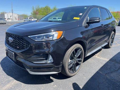 Agate Black Metallic 2024 Ford Edge ST