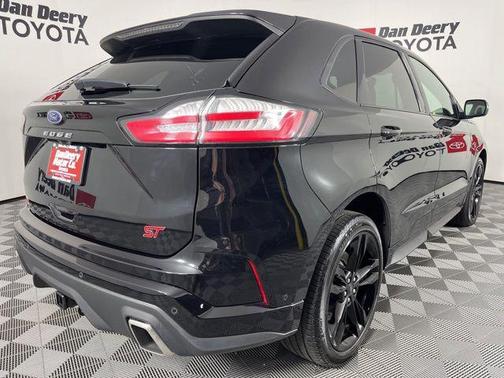 Agate Black Metallic 2024 Ford Edge ST
