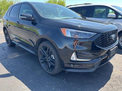 Agate Black Metallic 2024 Ford Edge ST