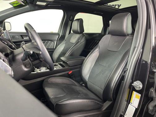 Agate Black Metallic 2024 Ford Edge ST