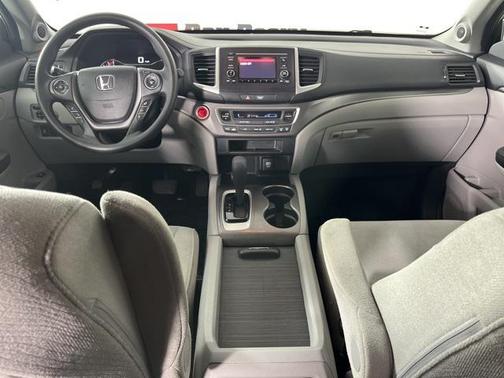 2017 Honda Pilot LX